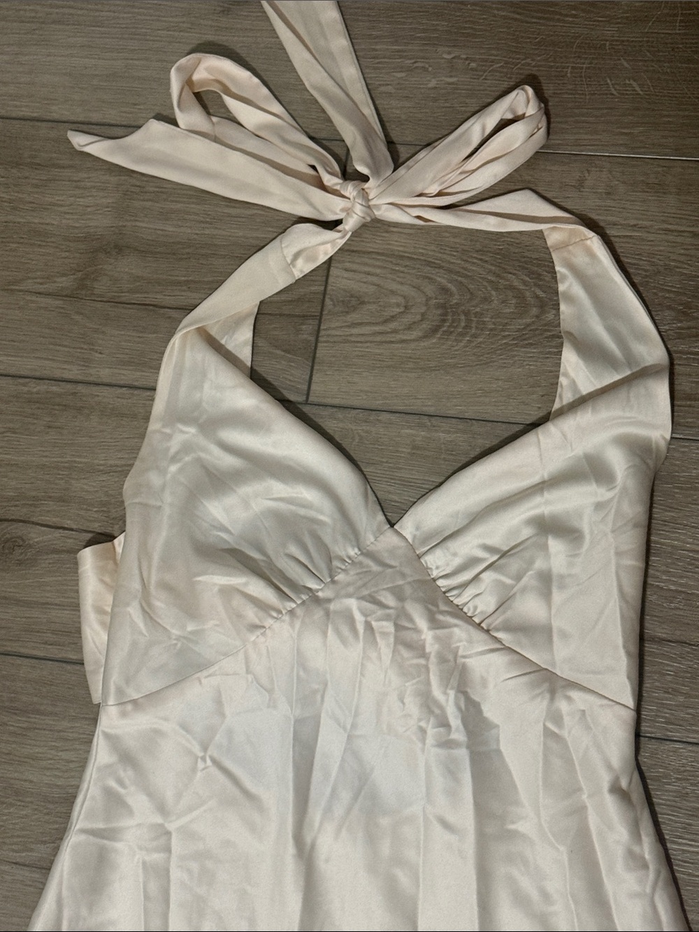 Satin cream Halter Maxi Dress - Elegant Summer Style - Picture 2 of 4